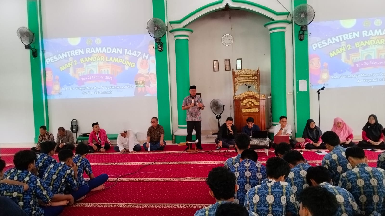 MAN 2 Bandar Lampung Gelar Pesantren Ramadan 1447 H, Hadirkan Aksi Sosial Berbagi Takjil
