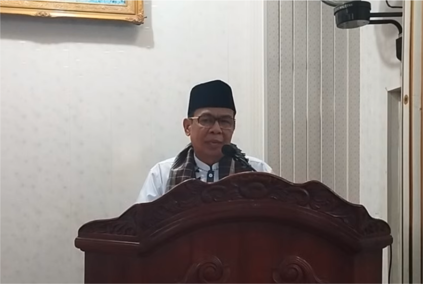 Makmur Kutbah Jum’ah di Masjid Taqwa : Meraih Hidayah Hijrah Di Bulan Penuh Barokah