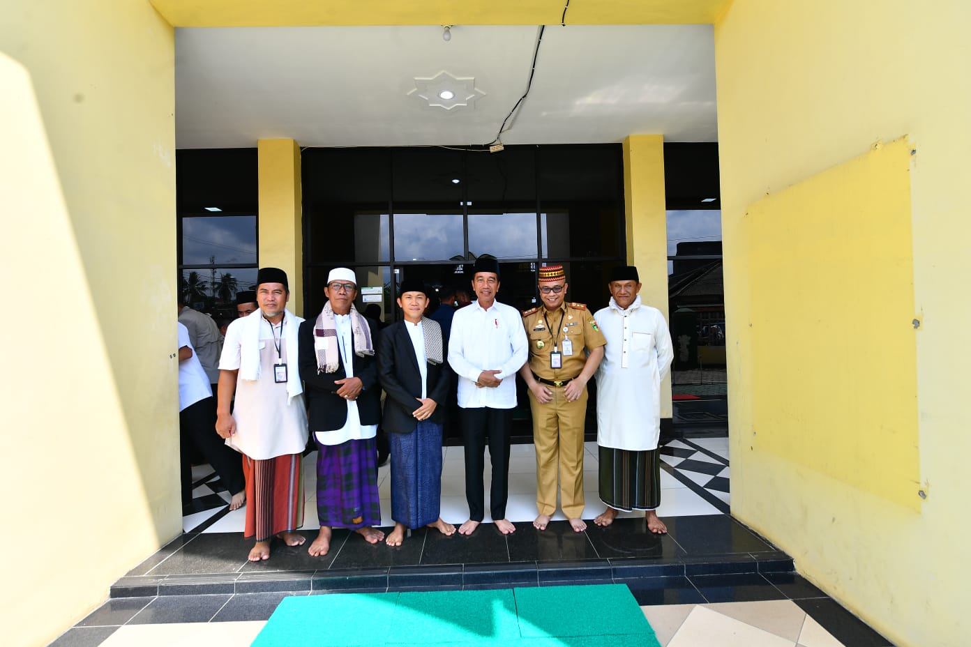 MTs 2 Tanggamus Ikut Berpartisipasi Menyambut Kunjungan Presiden Jokowi Ke Tanggamus