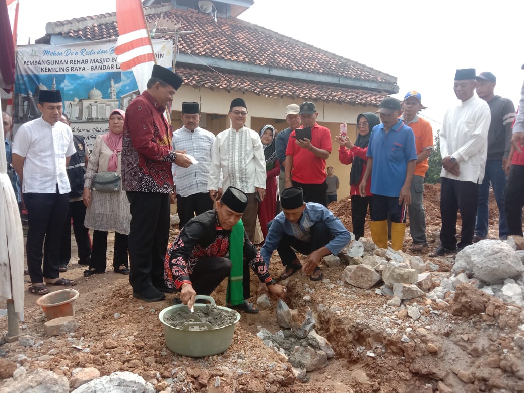 Zainal Hakim : Masjid Sebagai Pusat Kegiatan Keagamaan, Pendidikan, dan Sosial Kemasyarakatan