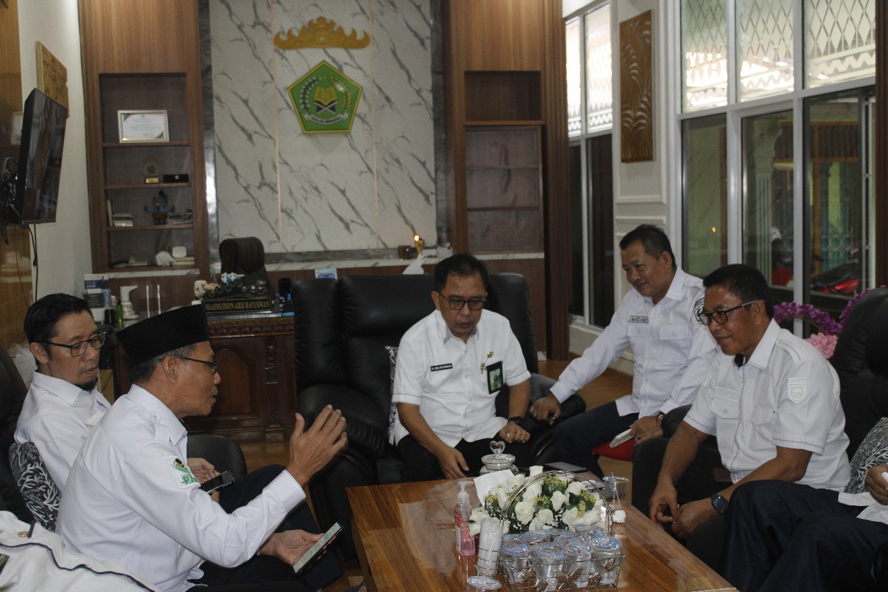 Kepala Kemenag Tanggamus Pimpin Rapat Persiapan Syukuran Sukses Haji 2024