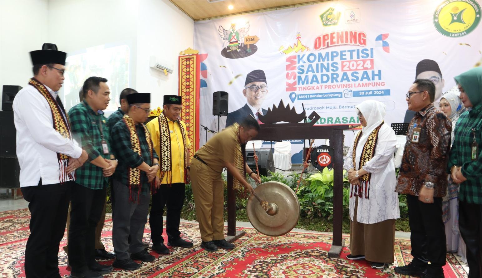 Ka KanKemenag Kota Bandar Lampung Hadiri Pembukaan Kompetisi Sains Madrasah (KSM) tingkat Provinsi Lampung tahun 2024