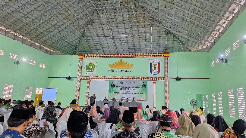 Ratusan Kepala Madrasah Negeri dan Swasta Se-Pringsewu-Tanggamus Kunjungi MAN 1 Pringsewu, Ada Apa?
