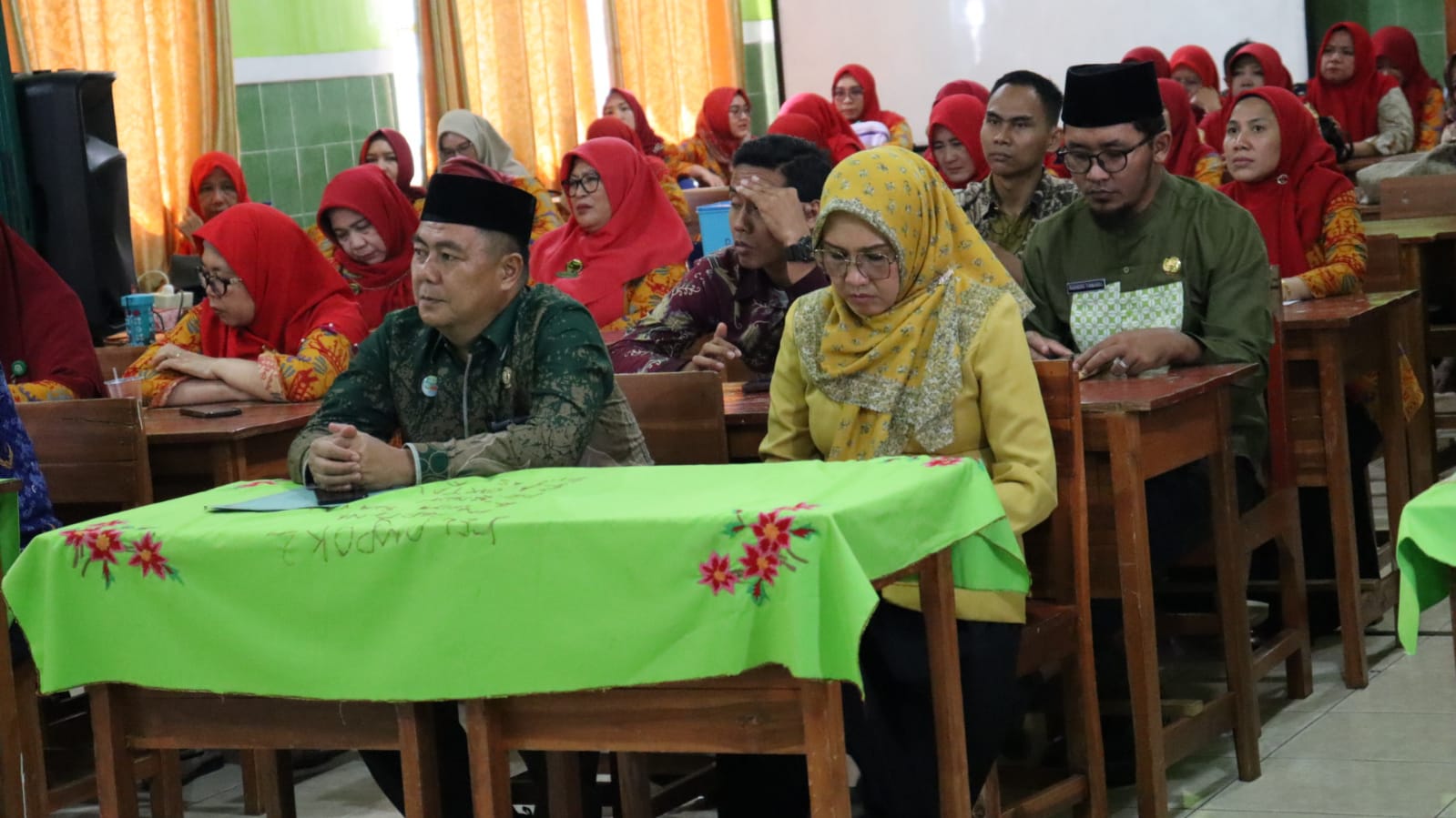 Pembinaan Pegawai di MTs N 1 Bandar Lampung oleh Kakemenag Kota Bandar Lampung