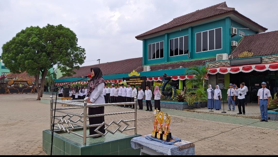 Apel Pagi Kembali Digelar di MAN 1 Bandarlampung