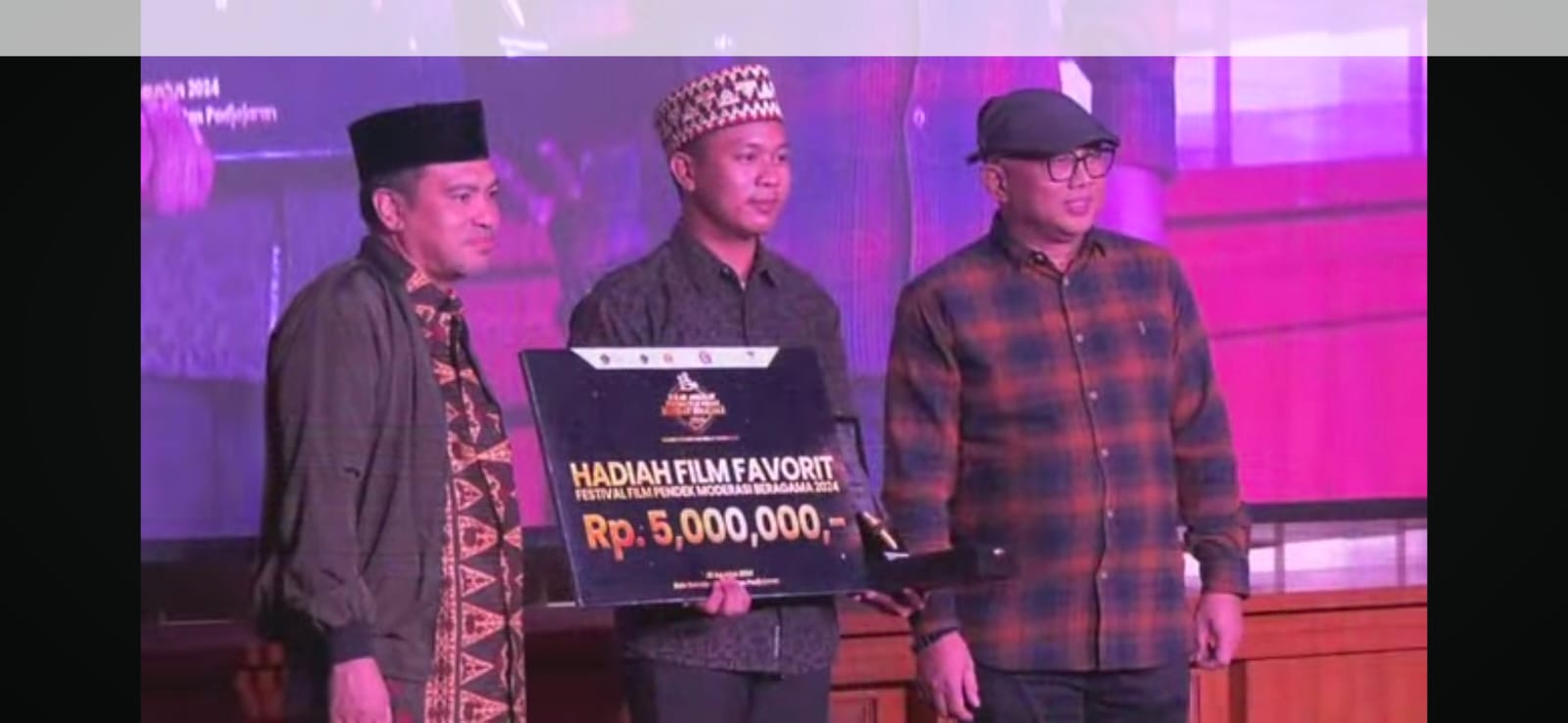 Film Pendek MAN 2 Tulang Bawang Barat Raih Penghargaan Film Terfavorit Tingkat Nasional