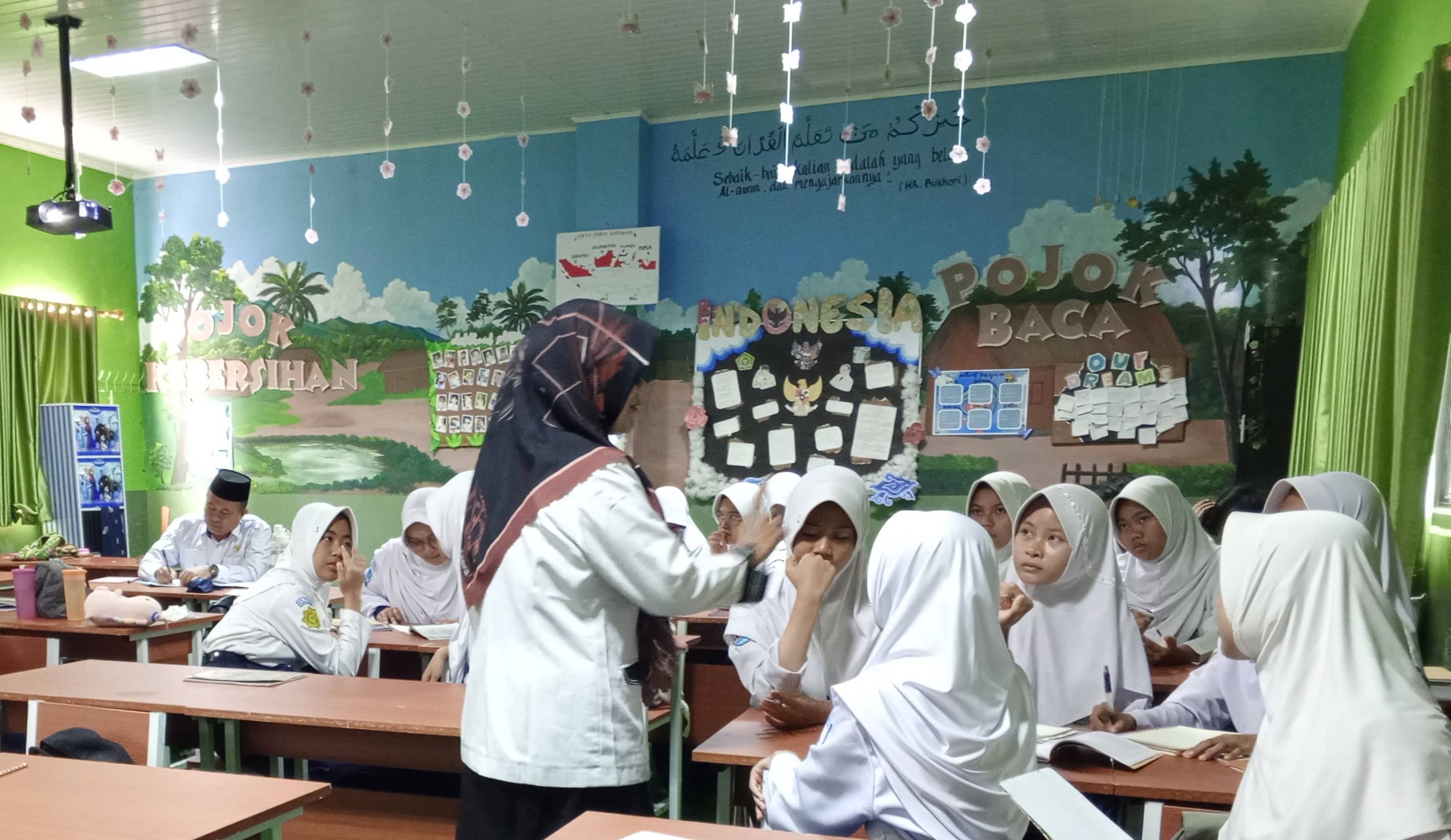 Supervisi Ala MTsN 1 Tanggamus: Boost Kompetensi Guru ke Level Selanjutnya!