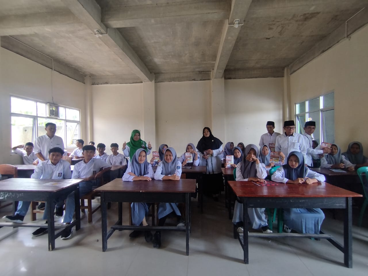 Penyuluh Agama Islam KUA Sumberejo Selenggarakan Bimbingan Remaja di MA Al-Ma’ruf Margodadi