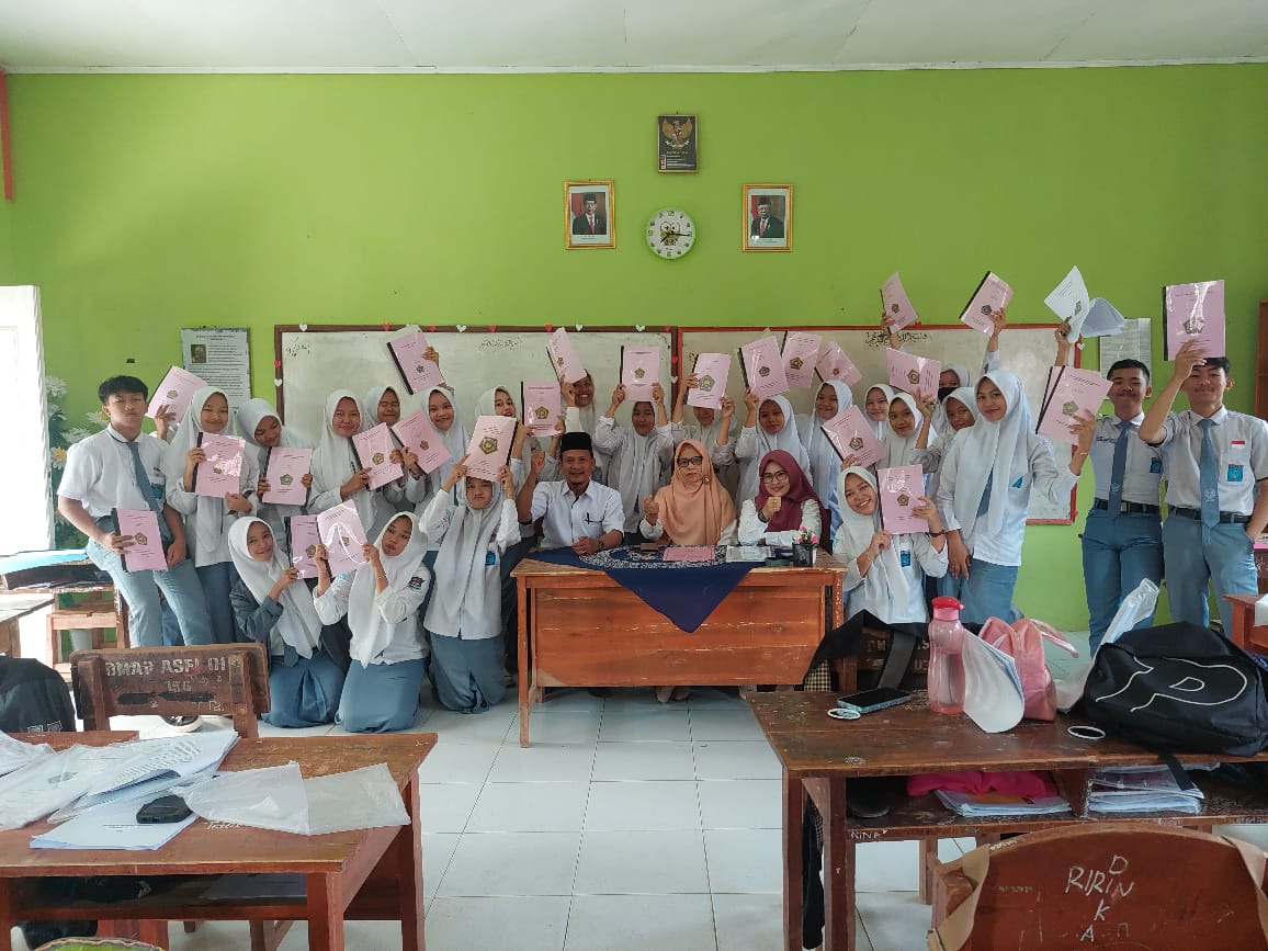 MAN 1 Pringsewu Gelar Ujian Karya Tulis Ilmiah Serentak untuk Siswa Kelas XII