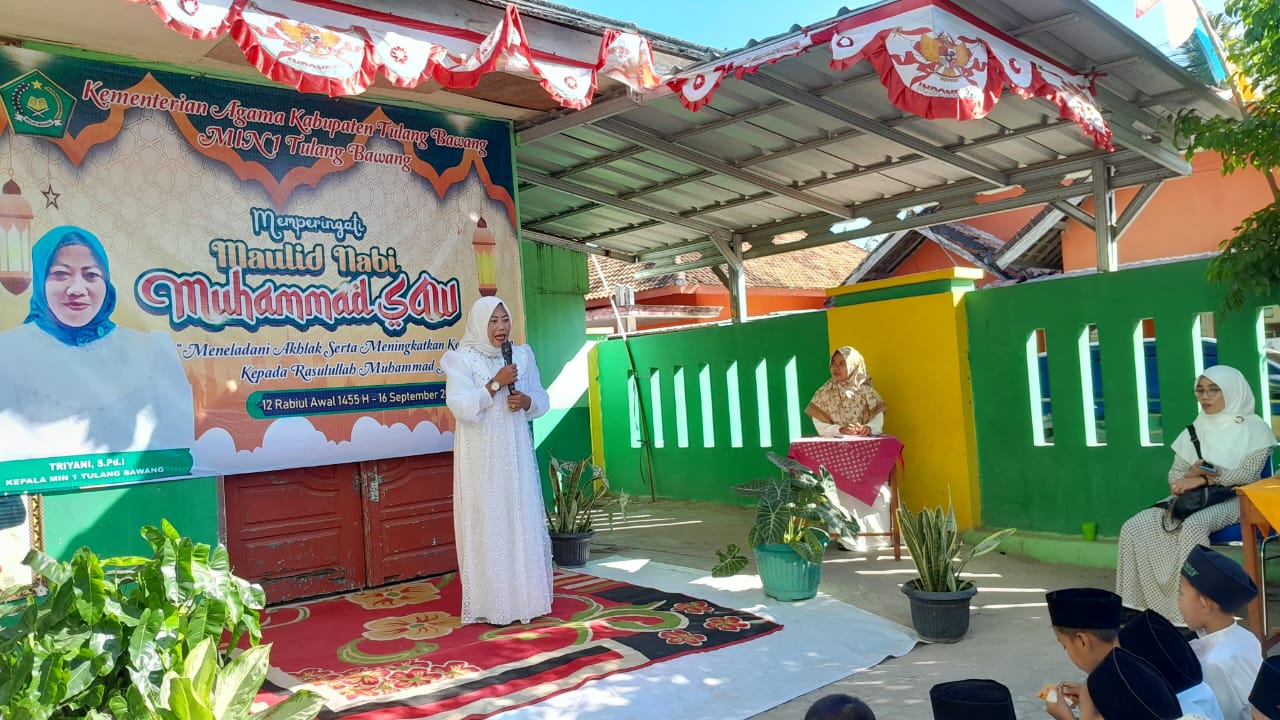 MIN 1 Tulang Bawang Sukses Gelar Pengajian Dalam Rangka Memperingati Maulid Nabi Muhamaad SAW 1446 H