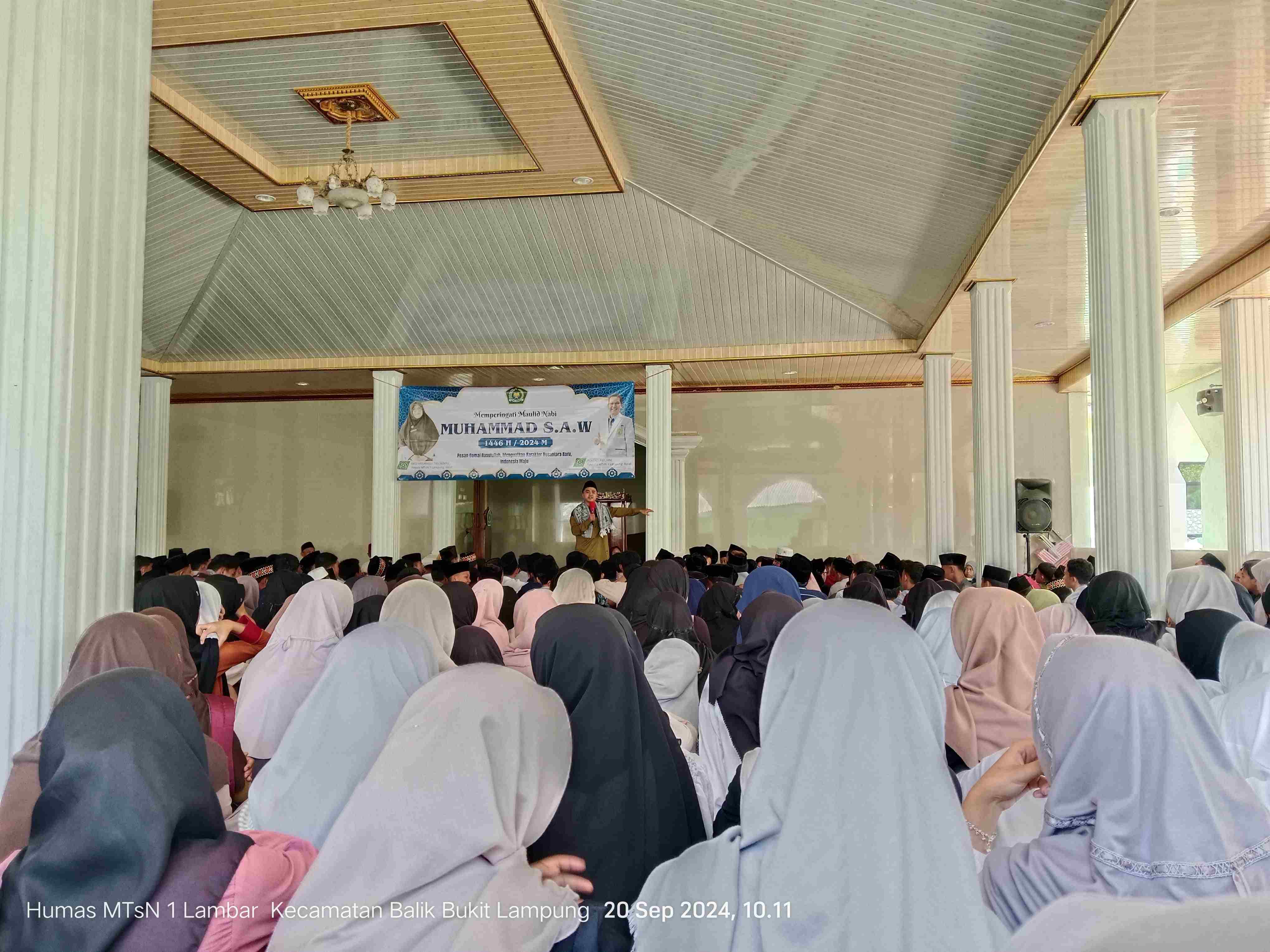 Peringatan Maulid Nabi Muhammad SAW 1446 H di  MTsN 1 Lambar,Ustadz Ruli Rahmadani: "Generasi Muda Menyebarkan Kebaikan Melalui Jejak Nabi