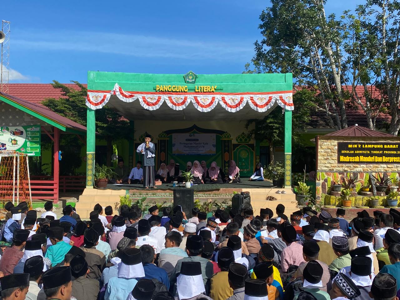 Min 2 Lambar Peringati Maulid Nabi Muhammad SAW dengan Tema "Peduli Lingkungan, Mengikuti Jejak Cinta Alam Rasulullah"