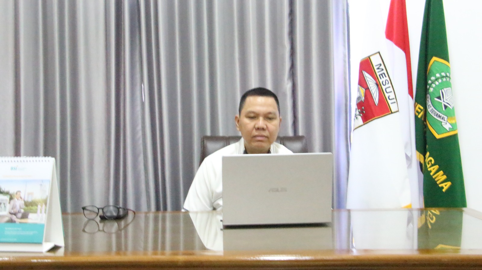 Kemenag Mesuji Ikuti Zoom Meeting Forum Konsultasi Publik Penyusunan Rancangan Perpres Penanganan Anak Tidak Sekolah