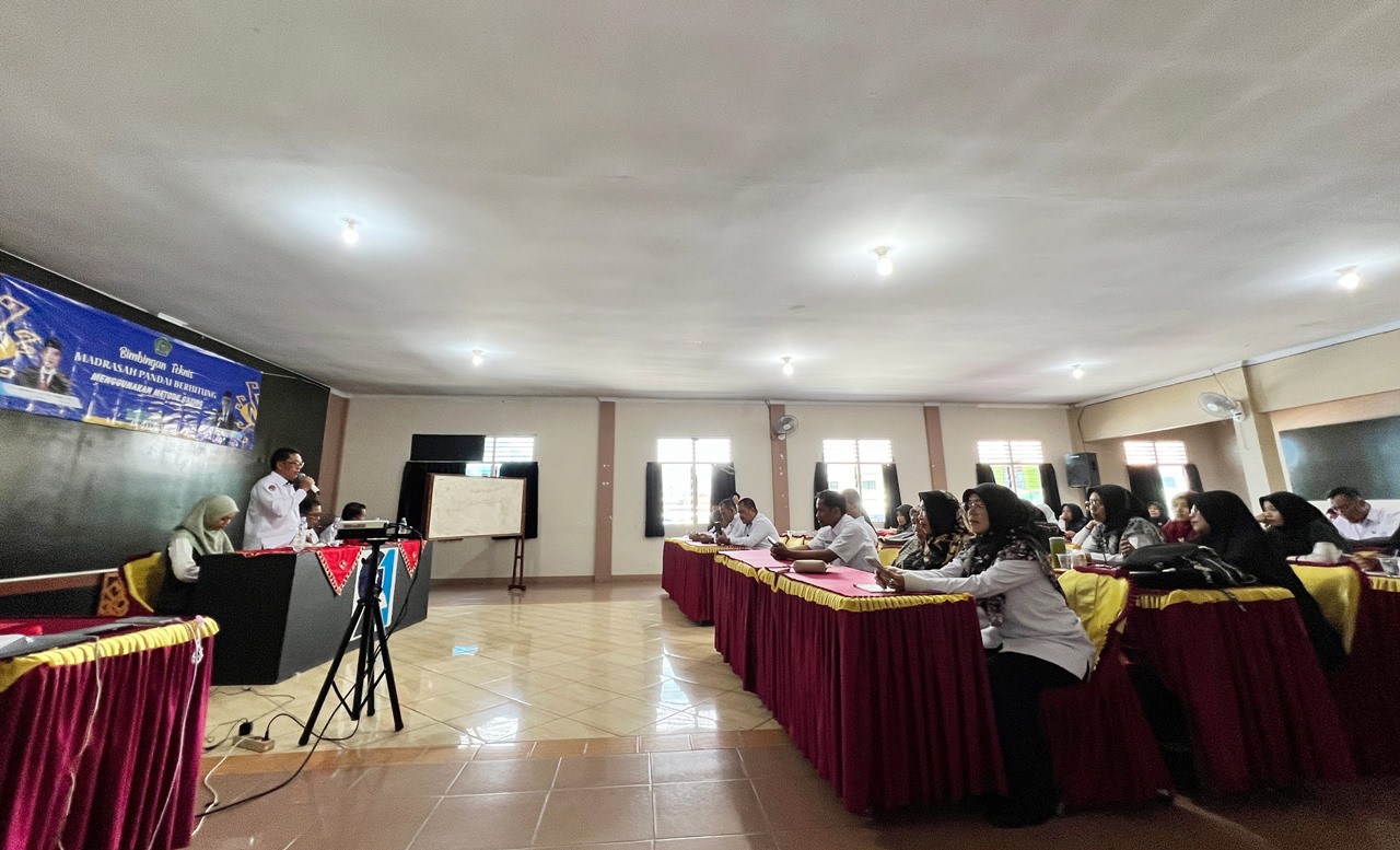 Mengubah Paradigma Matematika: Siti Puji Rahayu Ikuti Bimtek Metode GASING