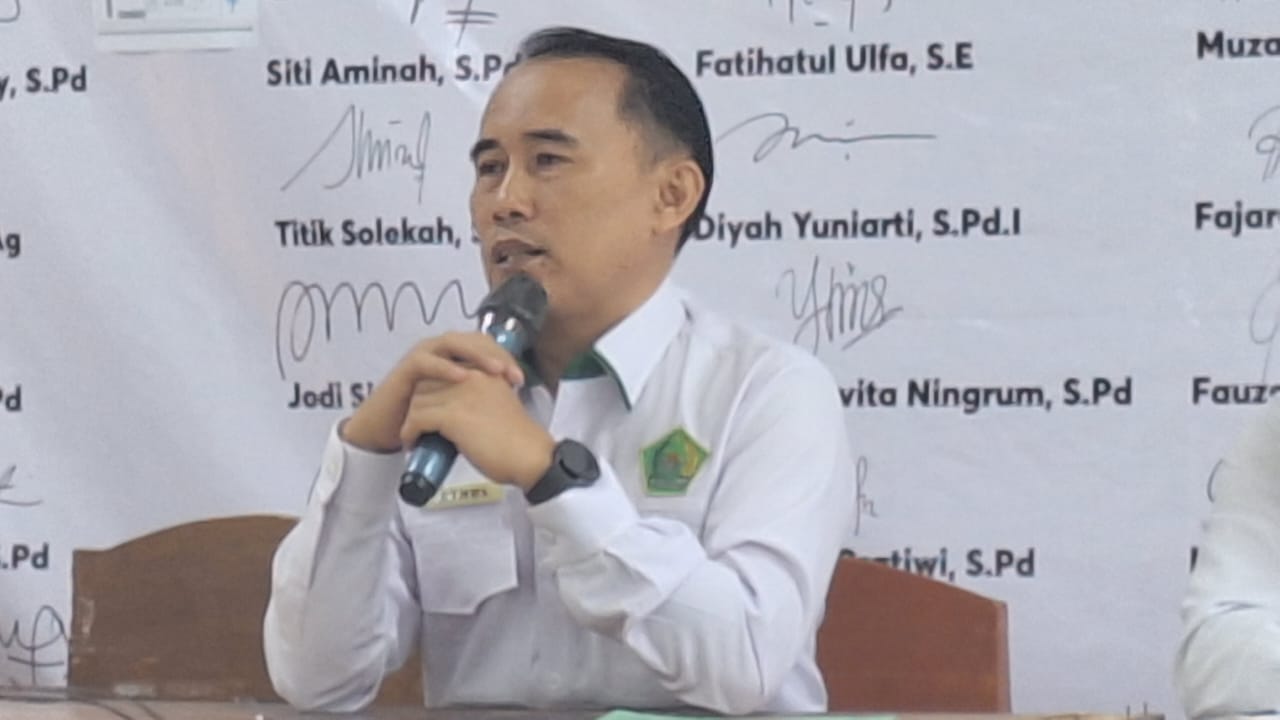 Sebagai Pendidik, Guru Harus Peduli pada Muridnya