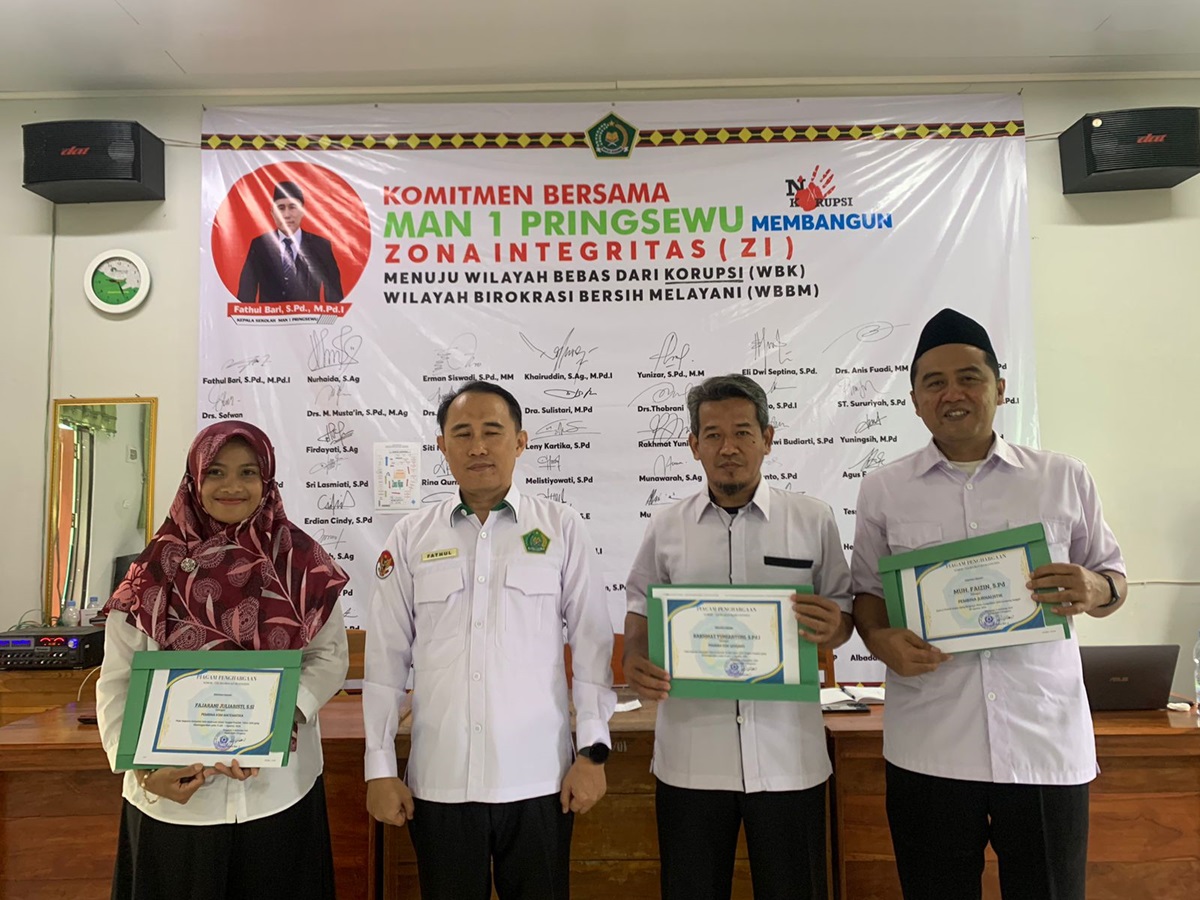 Ini 3 Guru Prestasi dalam Pembinaan Ekskul di MAN 1 Pringsewu