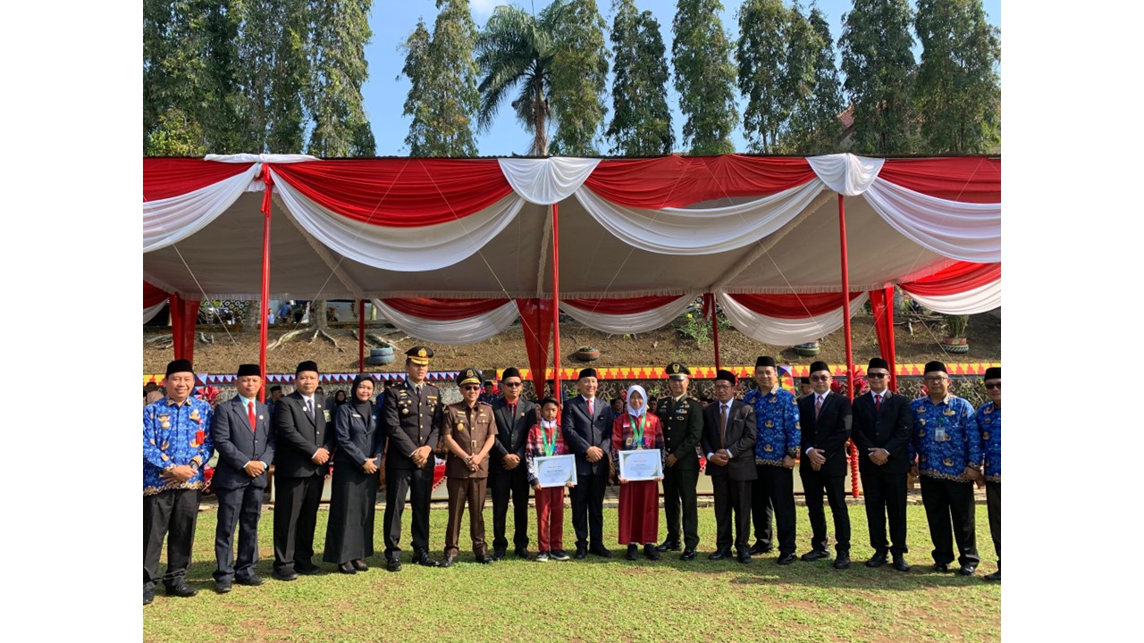 Kepala KUA Kotaagung Timur Wakili Kakan Kemenag Tanggamus dalam Upacara Hari Kesaktian Pancasila 2024