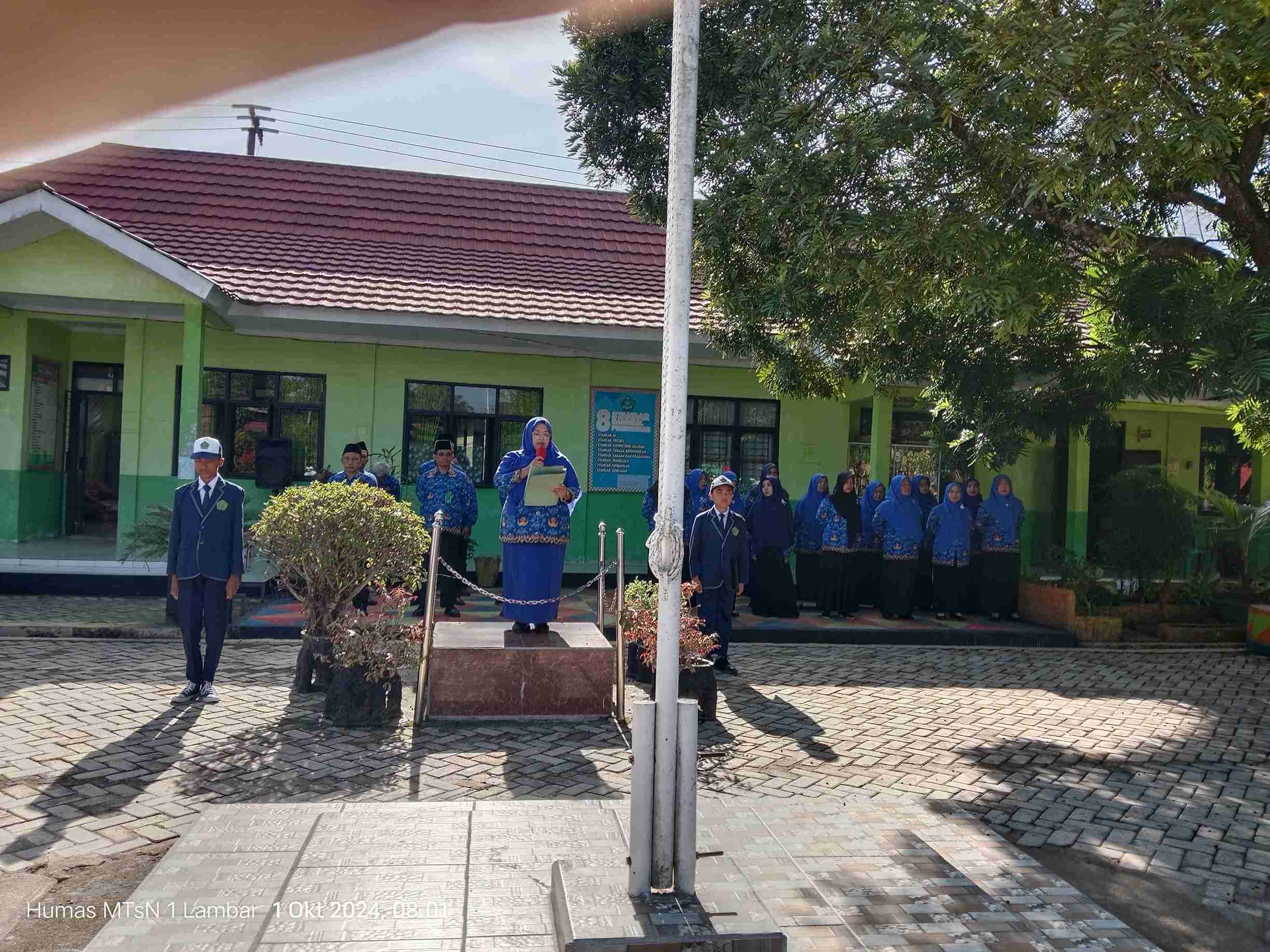 MTsN 1 Lampung Barat Gelar Upacara Hari Kesaktian Pancasila dengan Khidmat