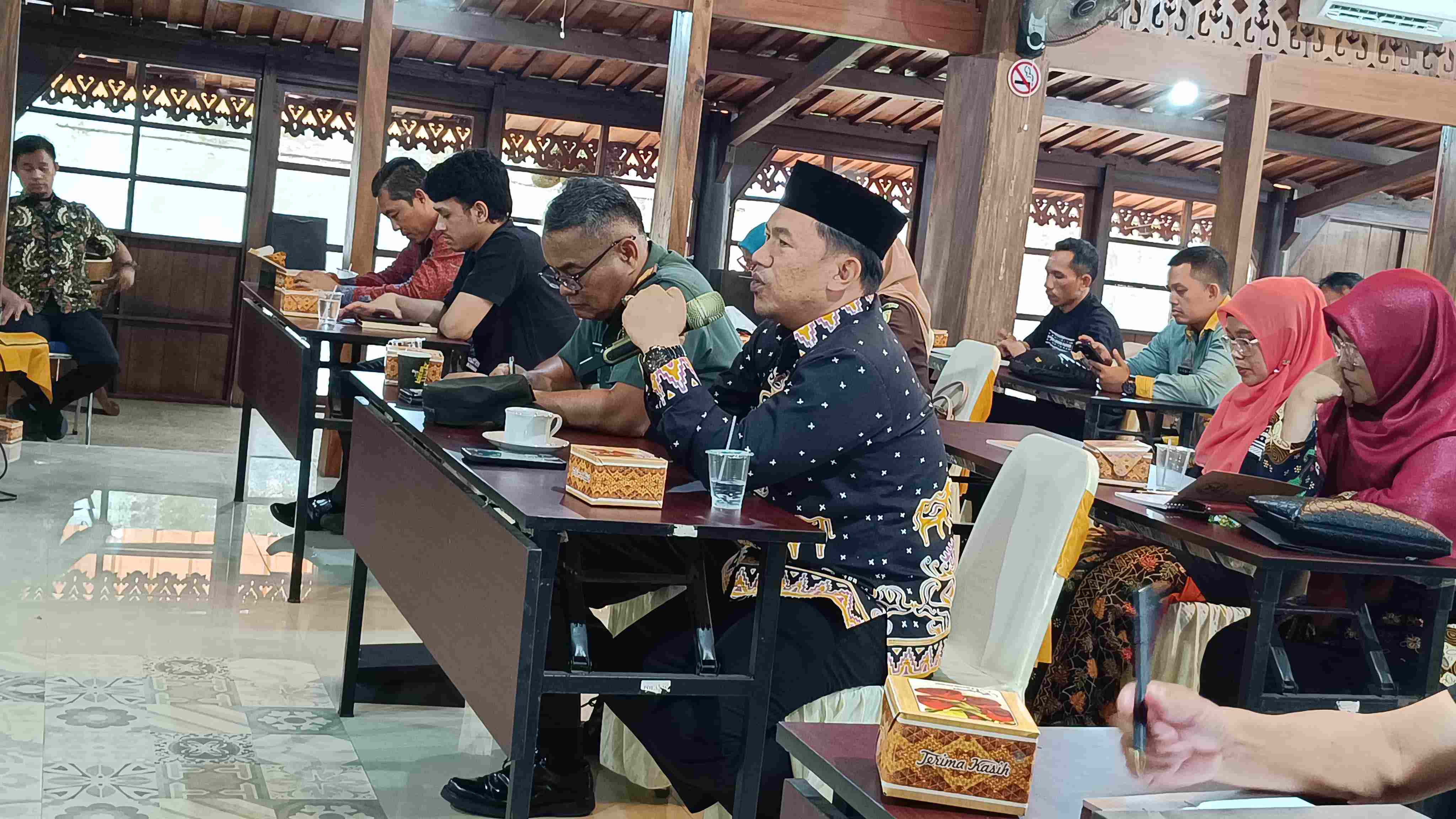 Kakankemenag Masir Ibrahim Hadiri Konsolidasi Kebijakan BNNK Way Kanan Tahun 2024