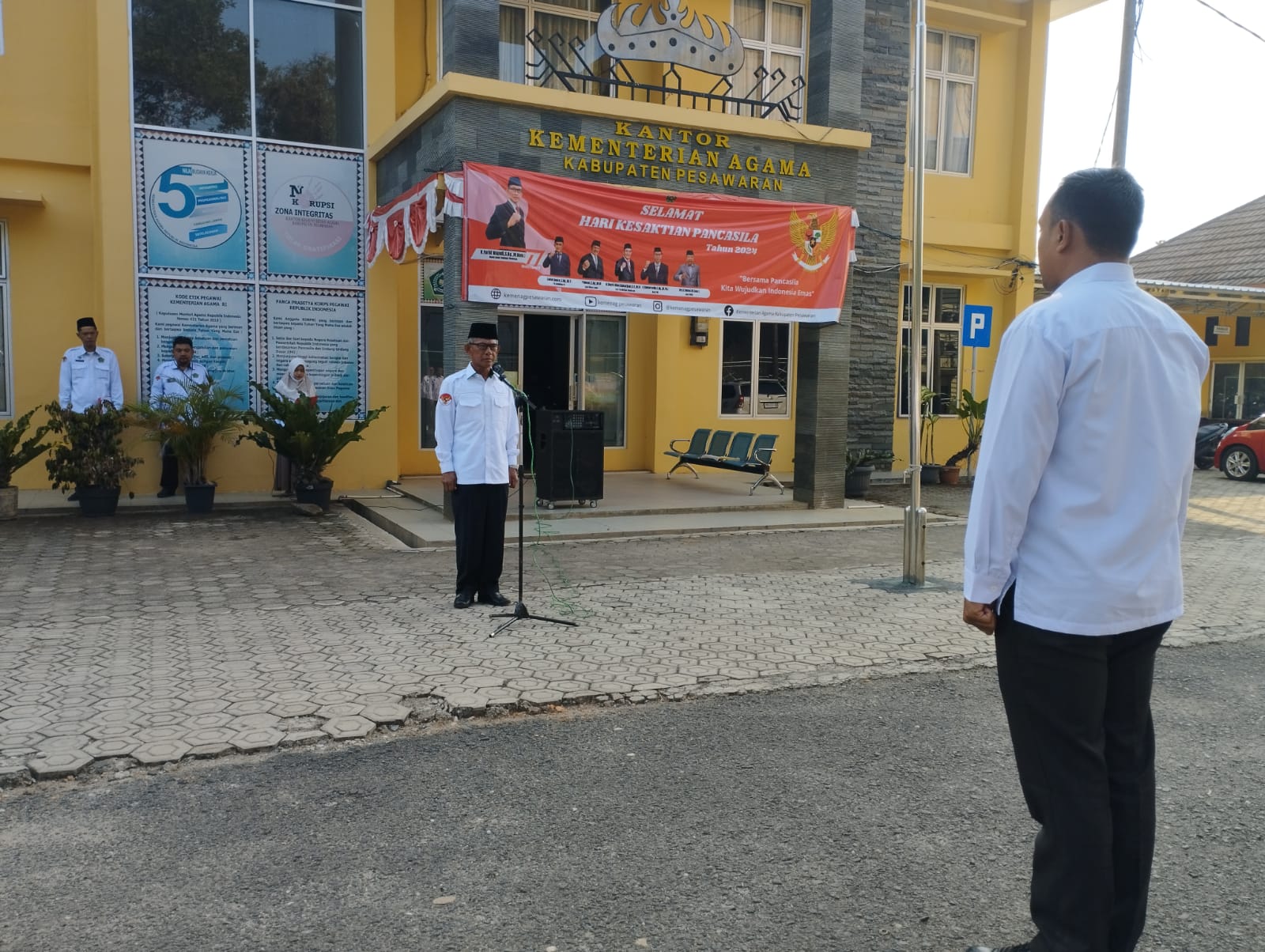Kepala Kemenag PesawaranJadi Pembina Apel, Tekankan Pentingnya Tanggung Jawab dan Peningkatan Kinerja