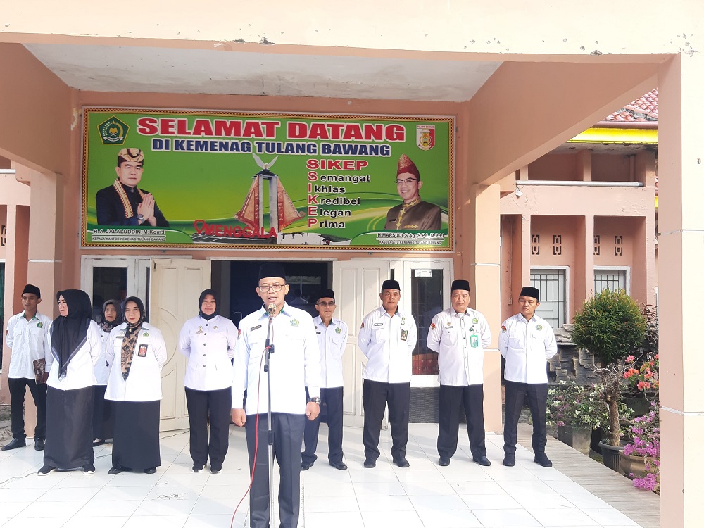 Pimpin Apel Senin Pagi, Ketua Pokjawas Ajak ASN Bersyukur dan Fokus pada Kinerja untuk Mencapai Target di Akhir Tahun.