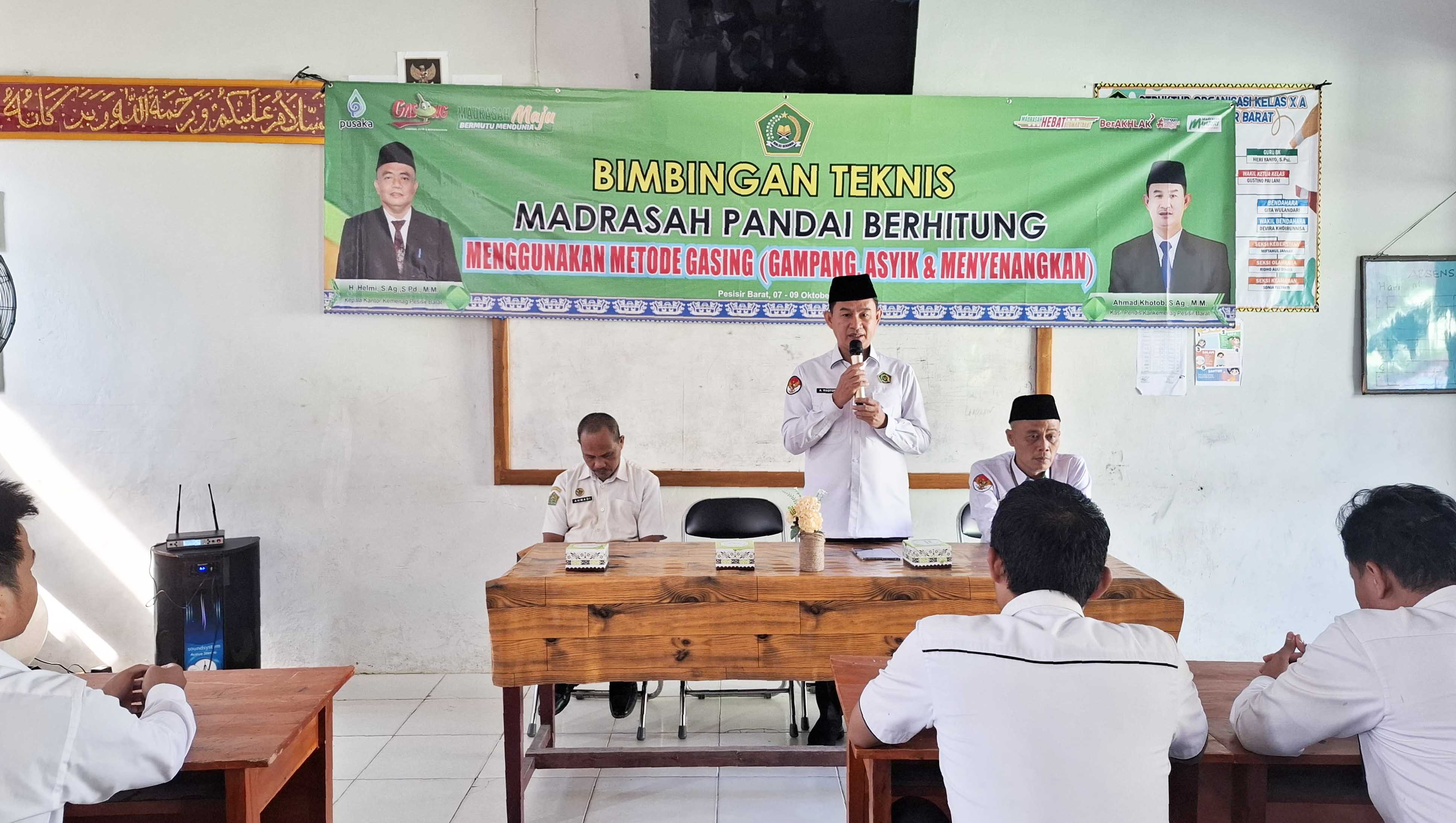 Seksi Pendidikan Islam Kemenag Pesisir Barat Adakan Bimtek Madrasah Pandai Berhitung menggunakan Motede Gasing
