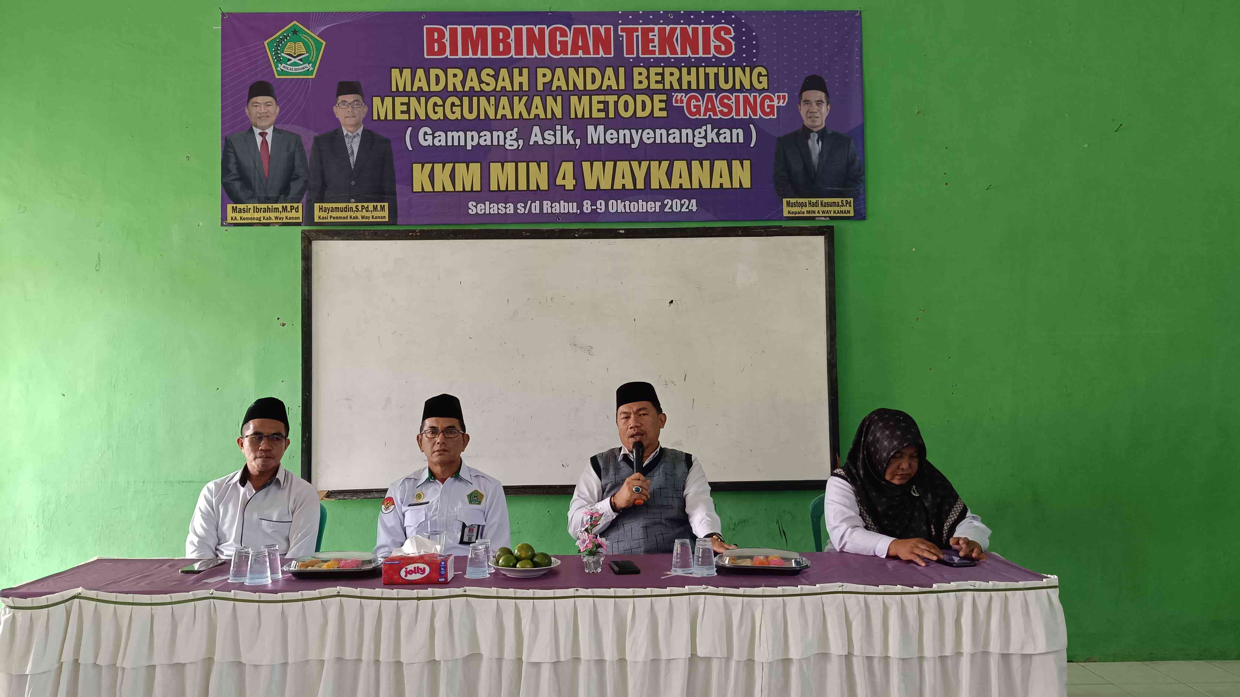 Kepala Kemenag Buka Kegiatan Bimtek "Madrasah Pandai Berhitung" dengan Metode Gasing di MIN 4 Way Kanan