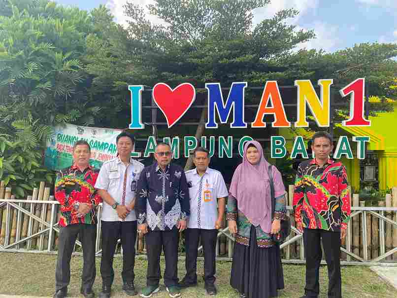 Kunjungan Dinas Lingkungan Hidup Provinsi Lampung ke MAN 1 Lampung Barat untuk Persiapan Menuju Sekolah Adiwiyata Mandiri Tahun 2025