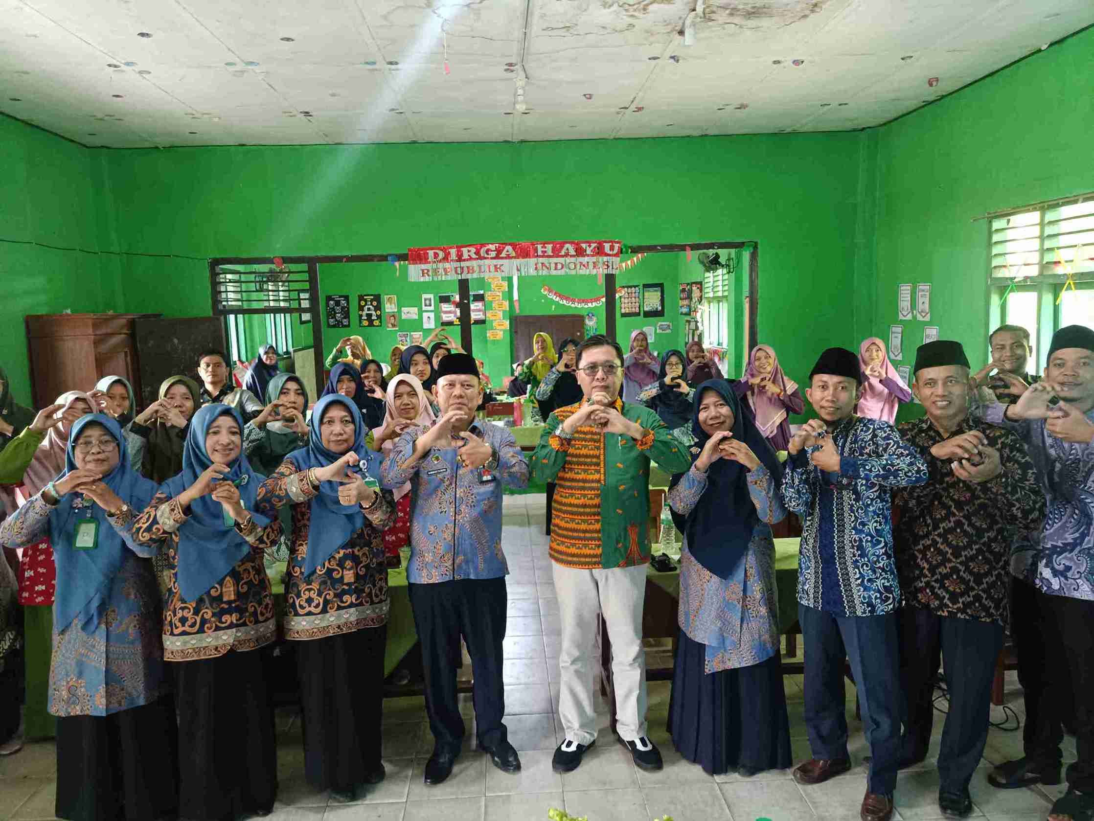 Kepala Kemenag Kota Metro Buka Kegiatan Desiminasi Metode Gasing untuk Guru Matematika