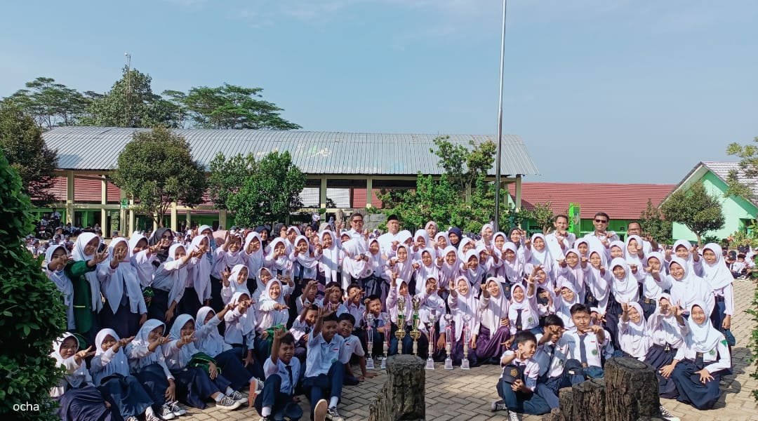 MTsN 2 Pesawaran Borong 7 Piala di Kejuaraan Gubernur Cup VIP Marching Band (VMBC) 2024