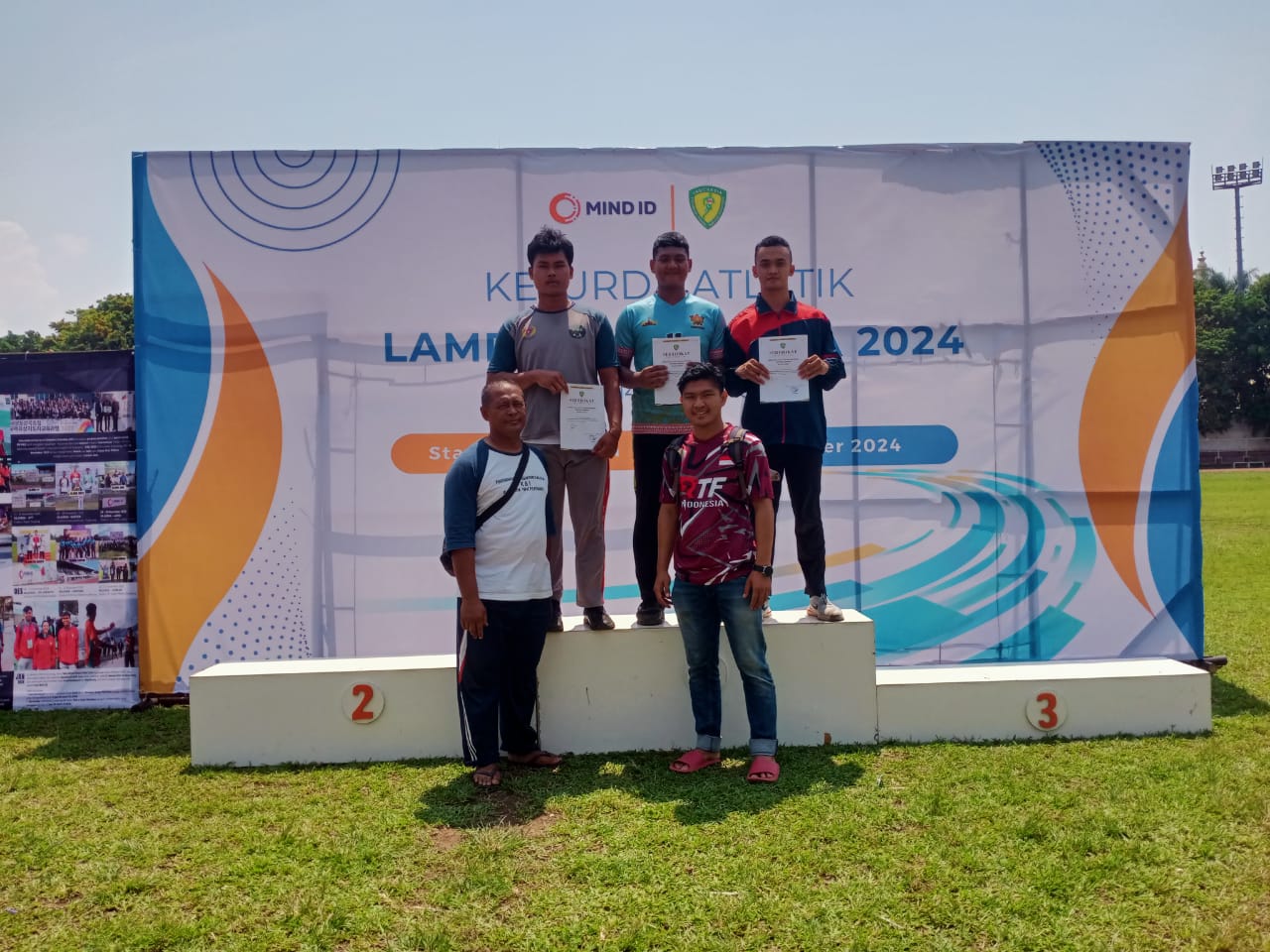 Alfin Iqbal Fadilah Raih Medali Perak di Kejuaraan Kejurda Tolak Peluru U18 Putra