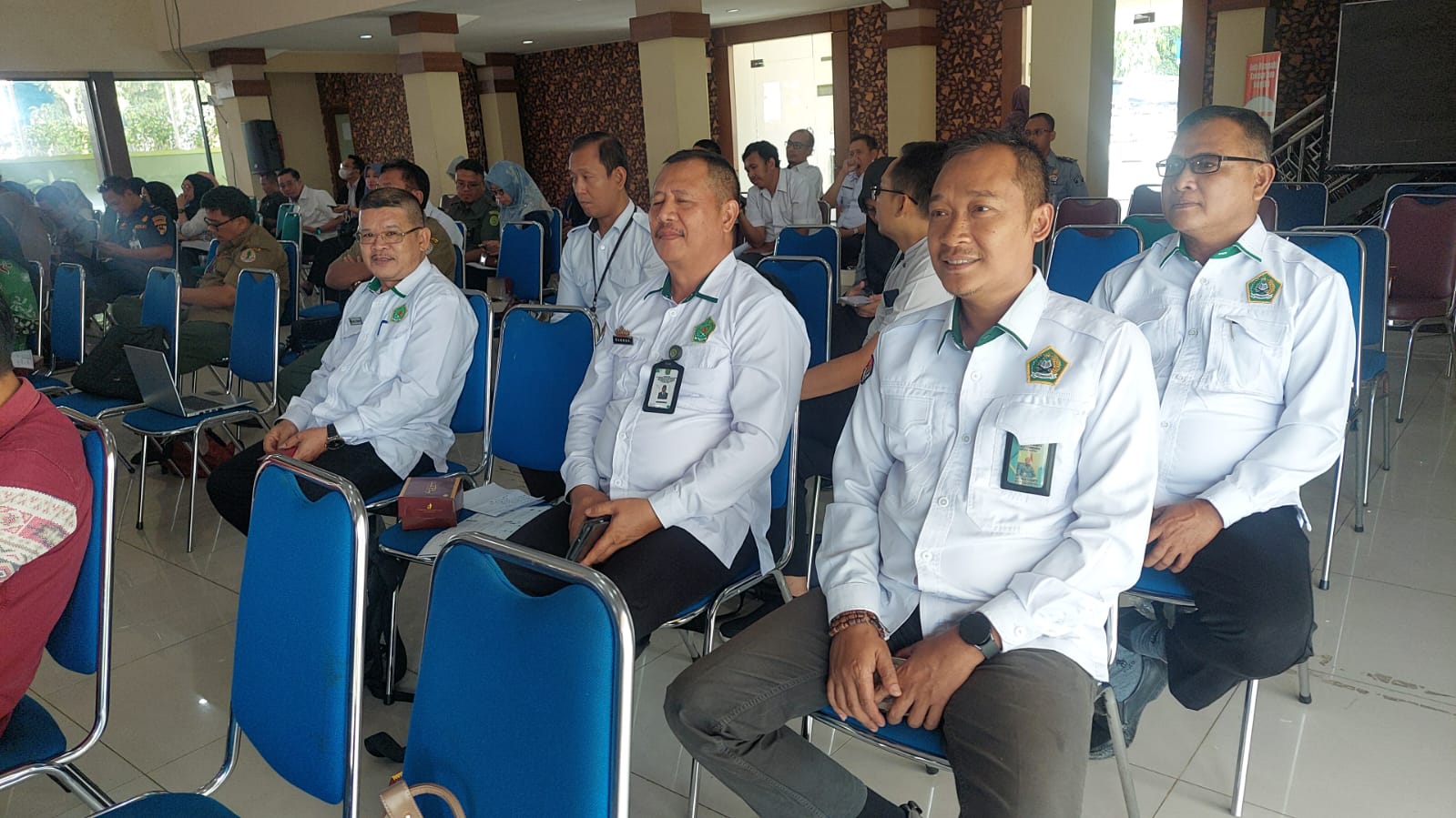 Pahami Langkah - Langkah Menghadapi Akhir Tahun 2024,Kepala dan Plt TU MAN 1 Tanggamus Ikutin Sosialisasi