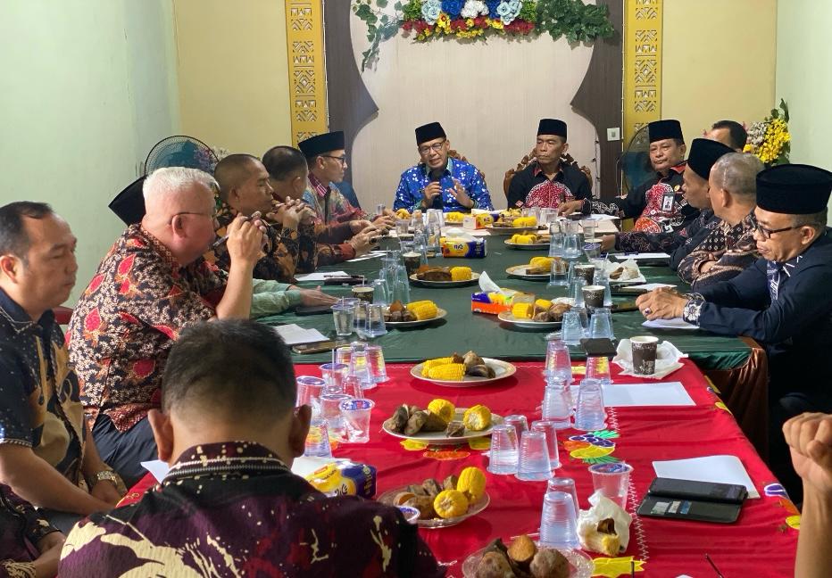 Sosialisasi Pengawasan Produk Halal Melalui KUA Kecamatan se Kota Bandar Lampung