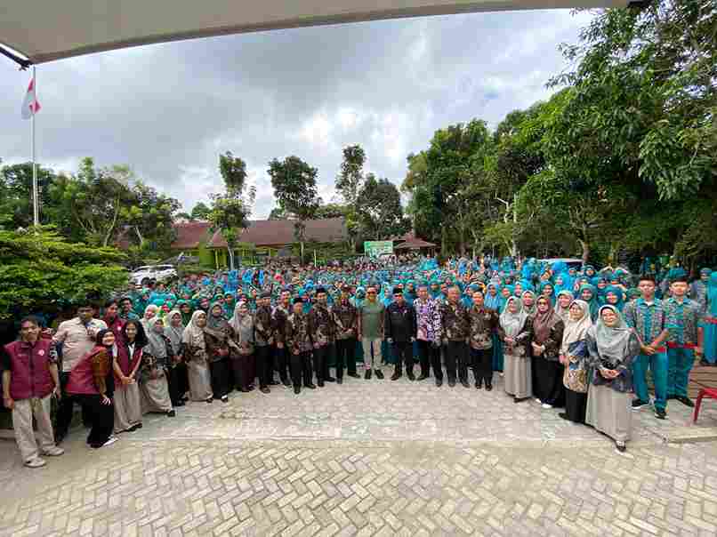 Kunjungan OJK Provinsi Lampung Tingkatkan Literasi Keuangan di MAN 1 Lampung Barat