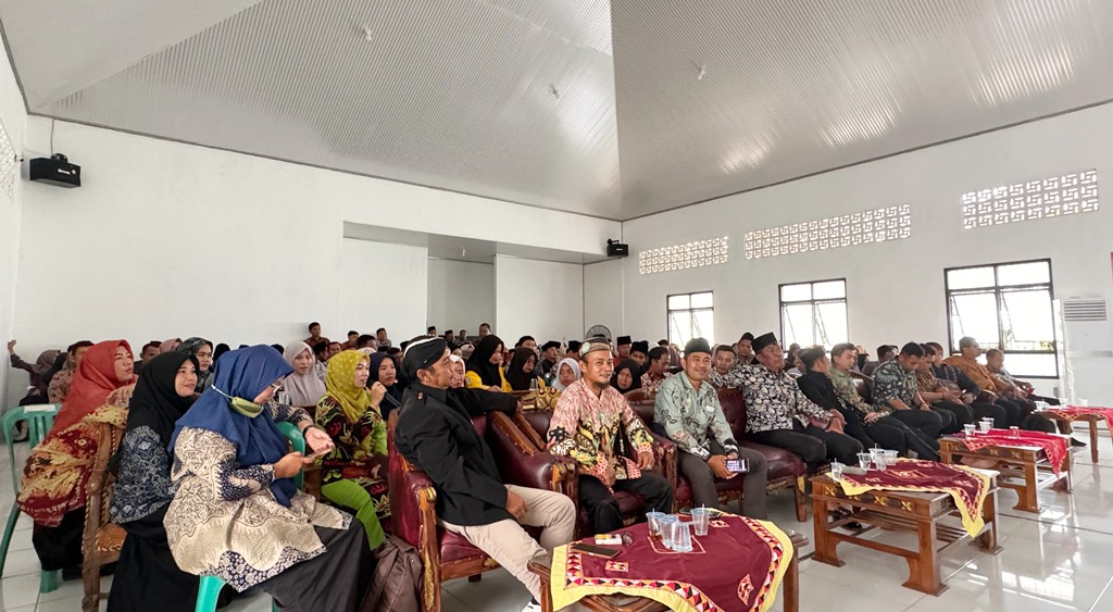 19 Pegawai Non ASN MTsN 1 Tanggamus Ikuti Rapat Koordinasi Persiapan Pengadaan PPPK 2024