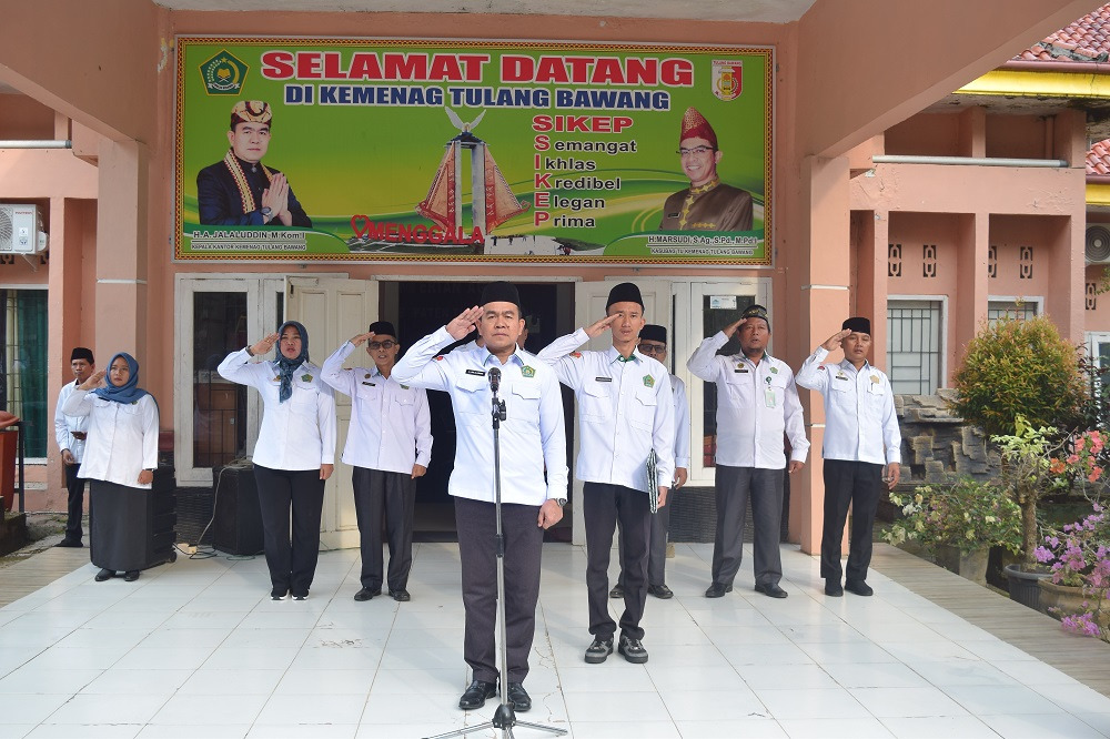 Gelar Upacara Peringatan Hari Pahlawan, Kakankemenag Tulang Bawang Bacakan Naskah Sambutan Menteri Sosial Republik Indonesia