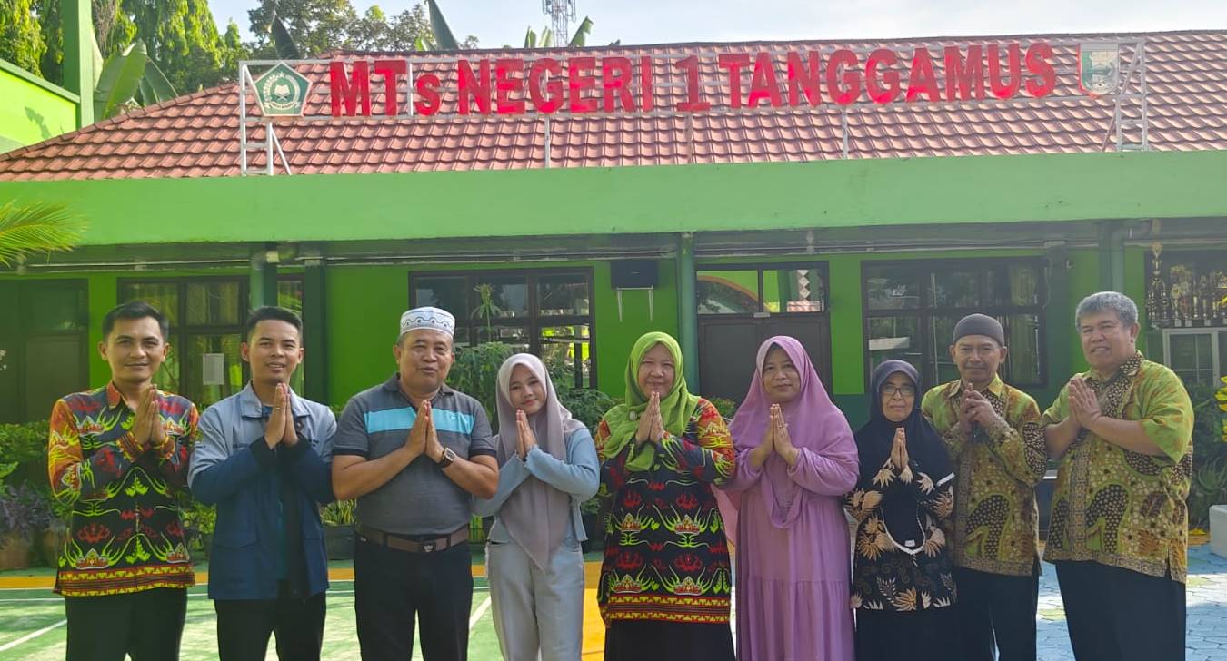 Debi Citra Sari dan Nia Rahmah Berjuang di Final OBA 7 2024, Siap Harumkan Nama MTsN 1 Tanggamus!