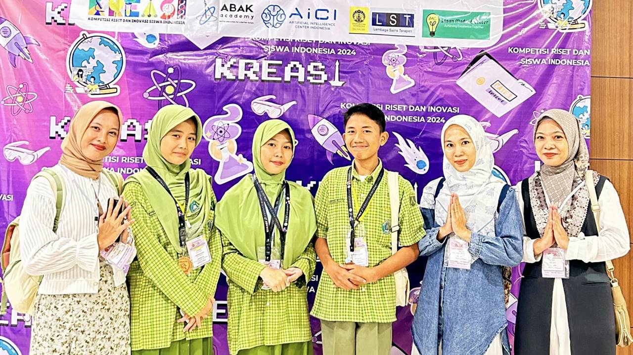 Gemilang di Ajang Nasional! Tim Kreasi MTsN 1 Tanggamus Bawa Pulang Medali Bergengsi di KREASI 2024