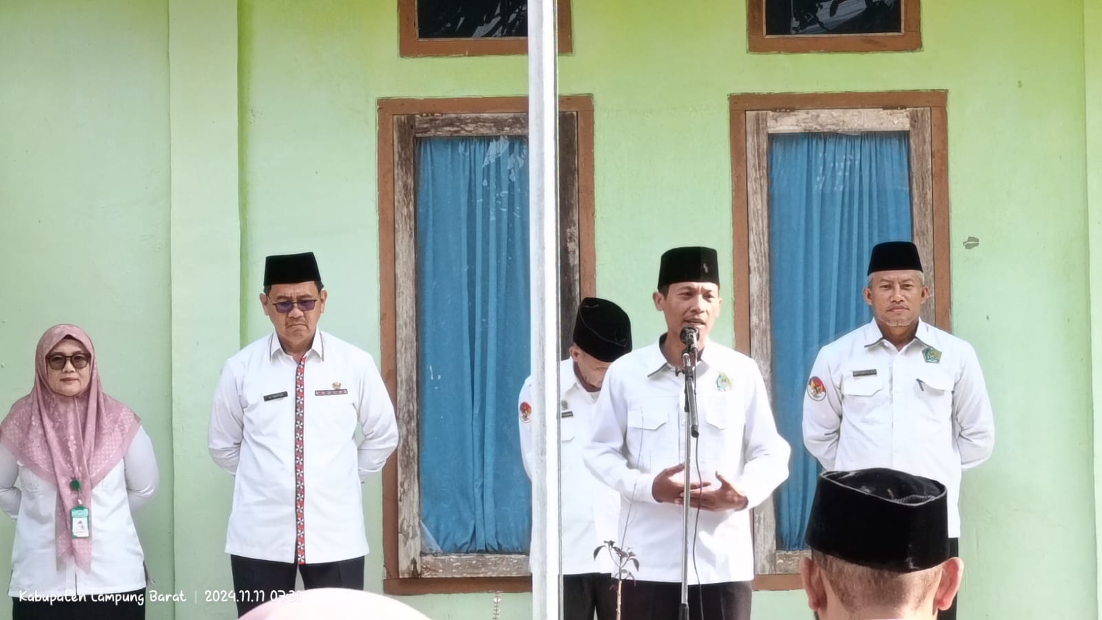 Meneladani Kepahlawanan dalam Kehidupan Umat