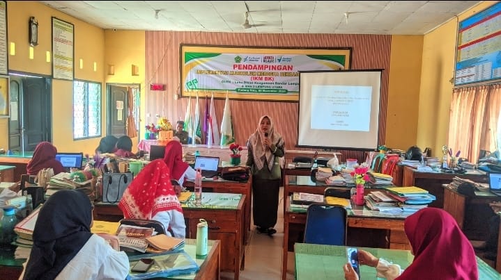 Sosialisasi penyuluhan kesehatan tentang kanker dan tumor dari Yayasan Kanker Indonesia di MAN 2 Lampung Utara