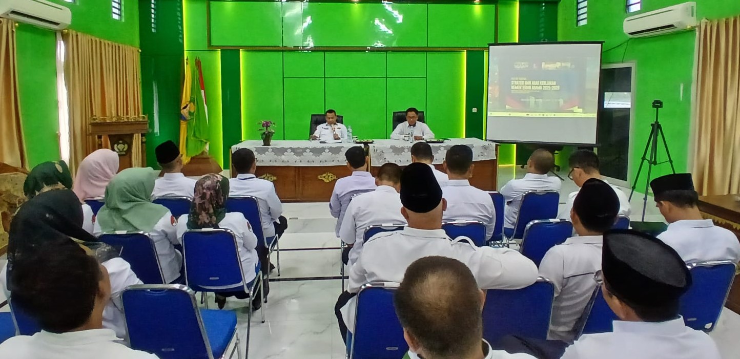 Ka KanKemenag Ikuti Kick Off Meeting Rakernas Kemenag RI: Strategi dan Arah Kebijakan 2025–2029