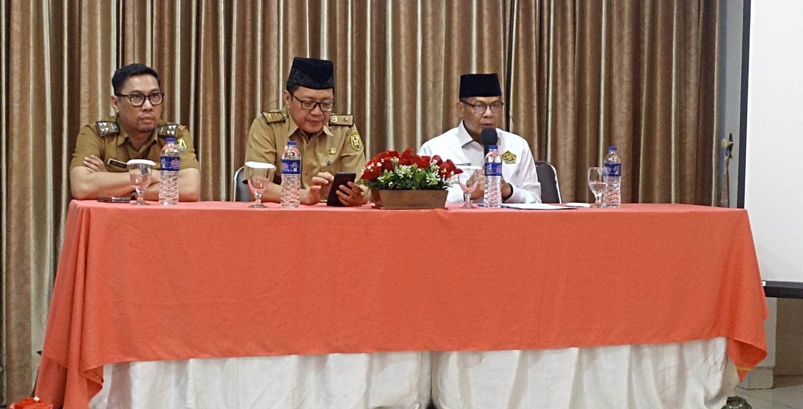 Ka KanKemenag Kota Bandar Lampung Lepas Kafilah Menuju MTQ Provinsi Lampung ke-51