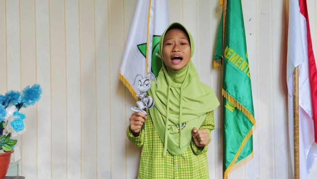MTsN 1 Tanggamus Ikut Serta dalam Lomba Sastra Siswa Nasional 2024 untuk Tingkat Sekolah Menengah Pertama
