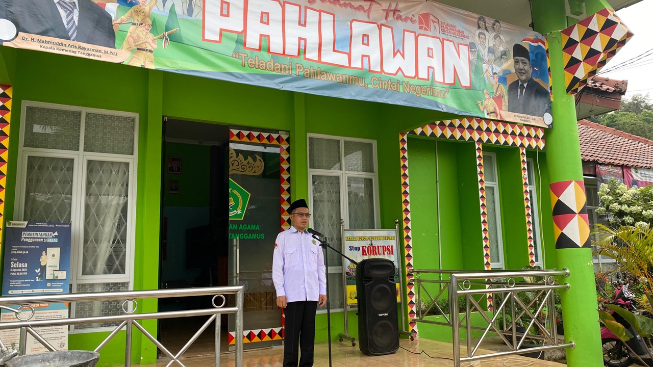 Kemenag Tanggamus Tekankan Semangat Kerja dalam Apel Pagi
