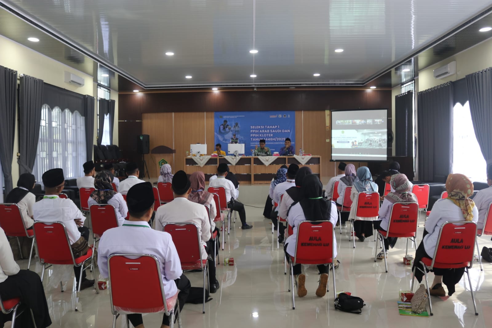 Sebanyak 33 Peserta Kemenag Kabupaten Lampung Utara Mengikuti seleksi calon Petugas Penyelenggara Ibadah Haji (PPIH) Kloter dan PPIH Arab Saudi Tahap Satu Tahun 1446H/2025M