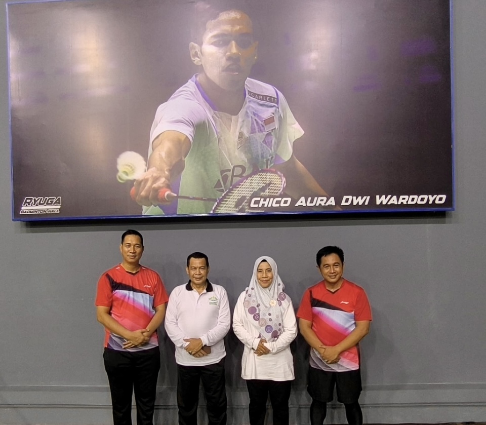Kakan Kemenag Balam Kunjungi Tim Kanwil Kemenag dalam Kejuaraan Badminton Korpri Cup 2024