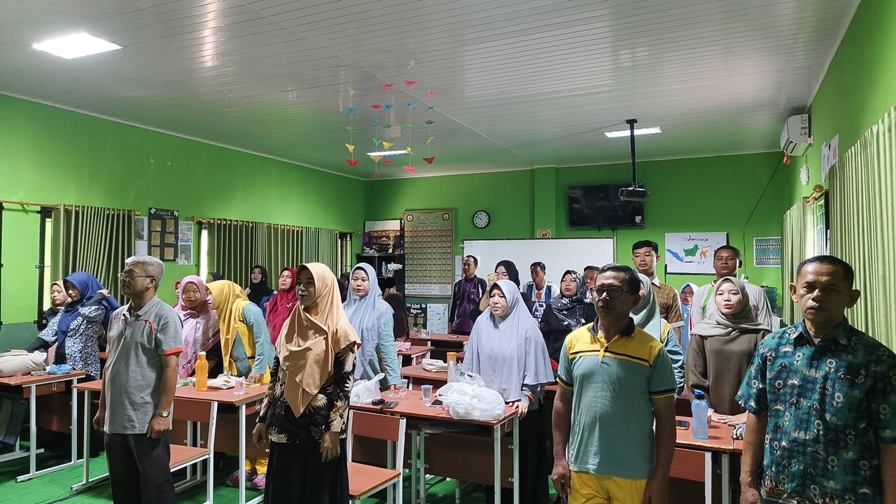 Rapat Persiapan Asesmen Sumatif Akhir Semester (ASAS) dan Penilaian Kinerja Kepala Madrasah (PKKM) di MTsN 1 Tanggamus