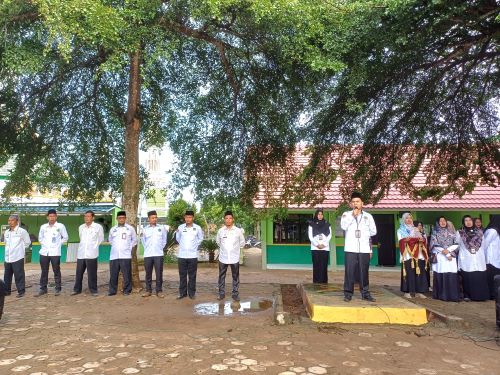 pembukaan Asesmen Sumatif Akhir Semester (ASAS) di MTs Negeri 1 Way Kanan