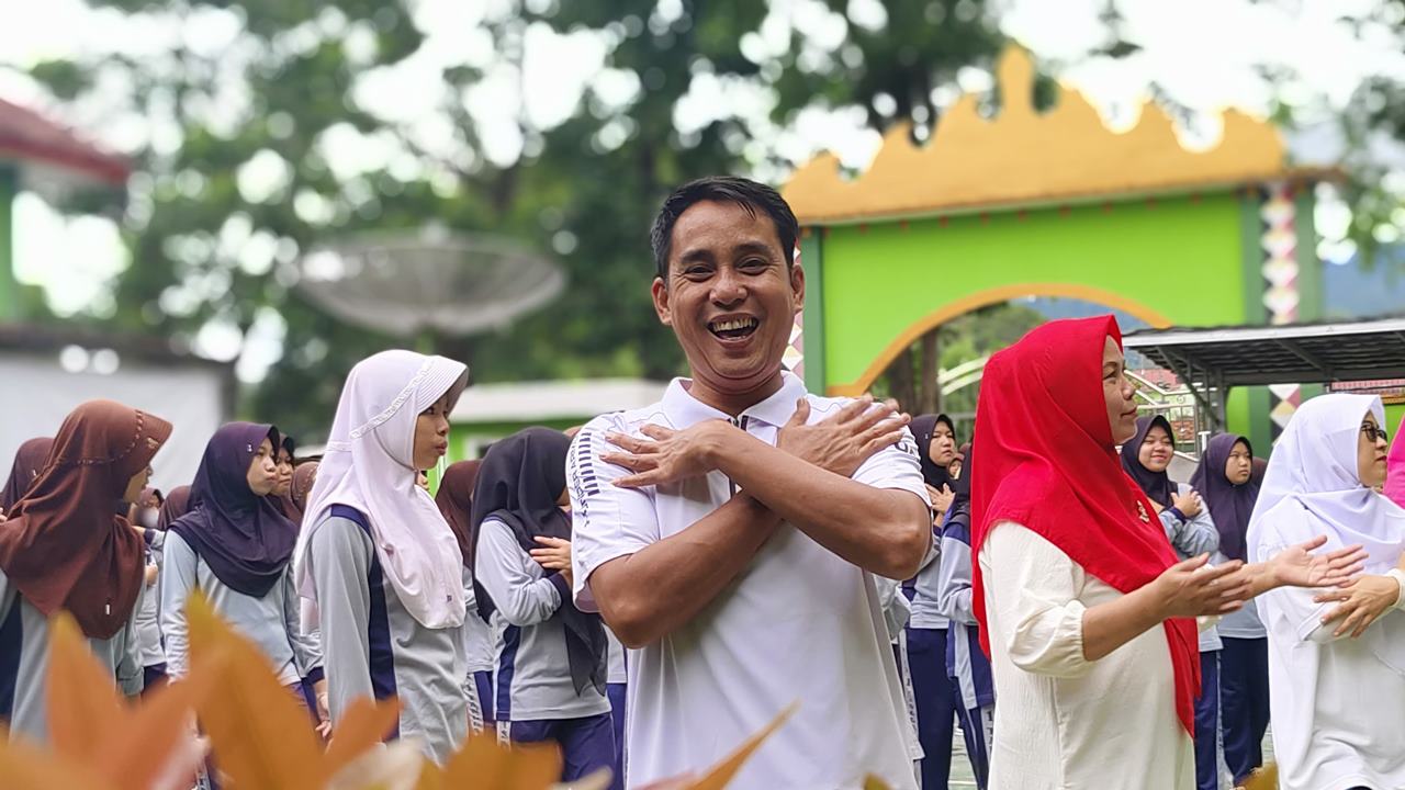 Guru Penjaskes MTsN 1 Tanggamus: HAB Ke-79 Jadi Momentum Gaungkan Hidup Sehat dan Harmonis!