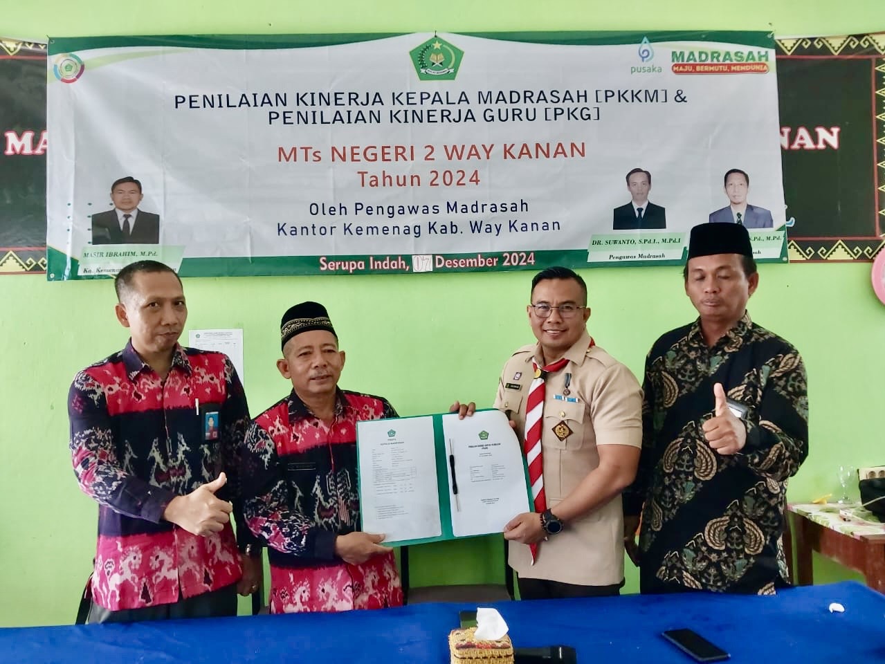 MTsN 2 Way Kanan Wujudkan Komitmen Mutu Melalui Penilaian Kinerja Kepala Madrasah 2024